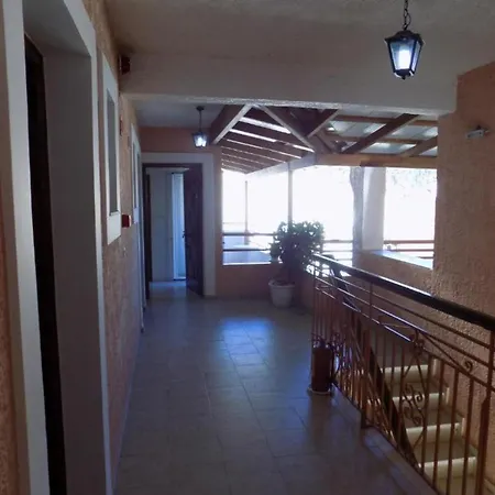 Апартаменты Afrodite 17 Spacious Apartment Айя-Евфимия