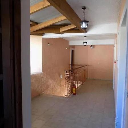 Afrodite 17 Spacious Apartment *