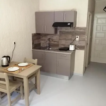 Afrodite 17 Spacious Apartment Agia Efimia